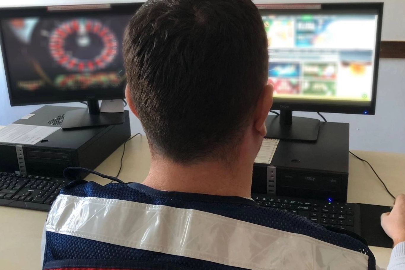 Yasa dışı bahis reklamlarına darbe!