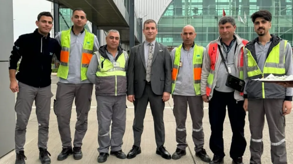 DHMİ Diyarbakır Müdürü Nizamettin Özaydın bayramda personelleri ziyaret etti 