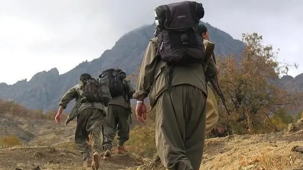PKK kendini feshetti 